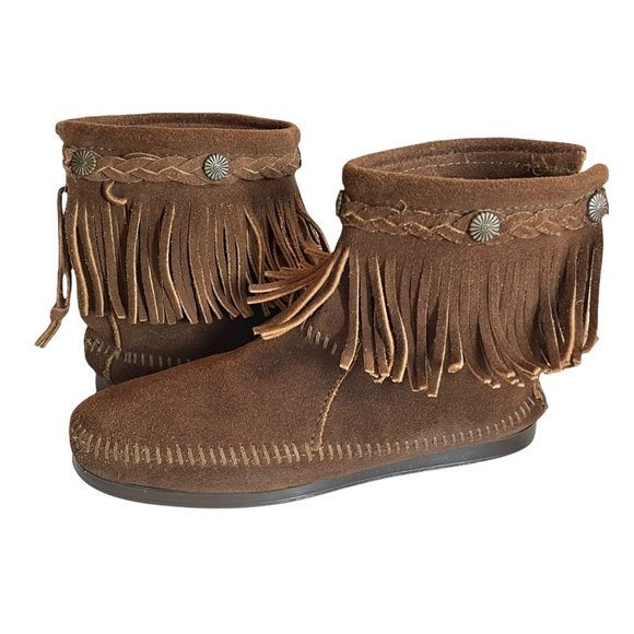 Minnetonka Dusty Brown Suede Hi Top Back Zip Fringe Ankle Booties - Picture 4 of 15